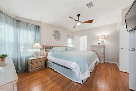 119 Lake Shore Circle Leesburg FL 34788