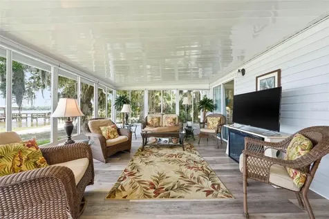 119 Lake Shore Circle Leesburg FL 34788