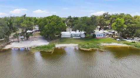 119 Lake Shore Circle Leesburg FL 34788