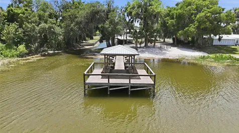 119 Lake Shore Circle Leesburg FL 34788