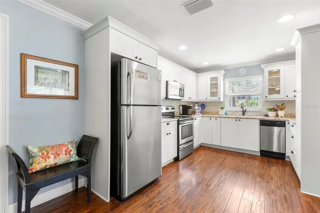 422 Kentucky Avenue Crystal Beach FL 34681