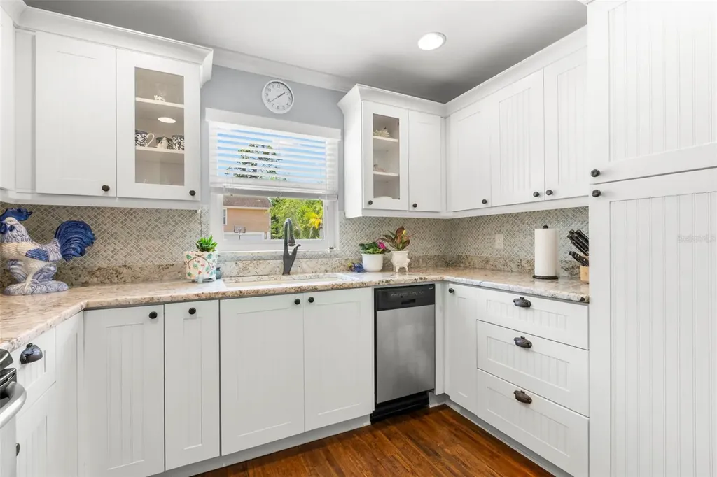 422 Kentucky Avenue Crystal Beach FL 34681