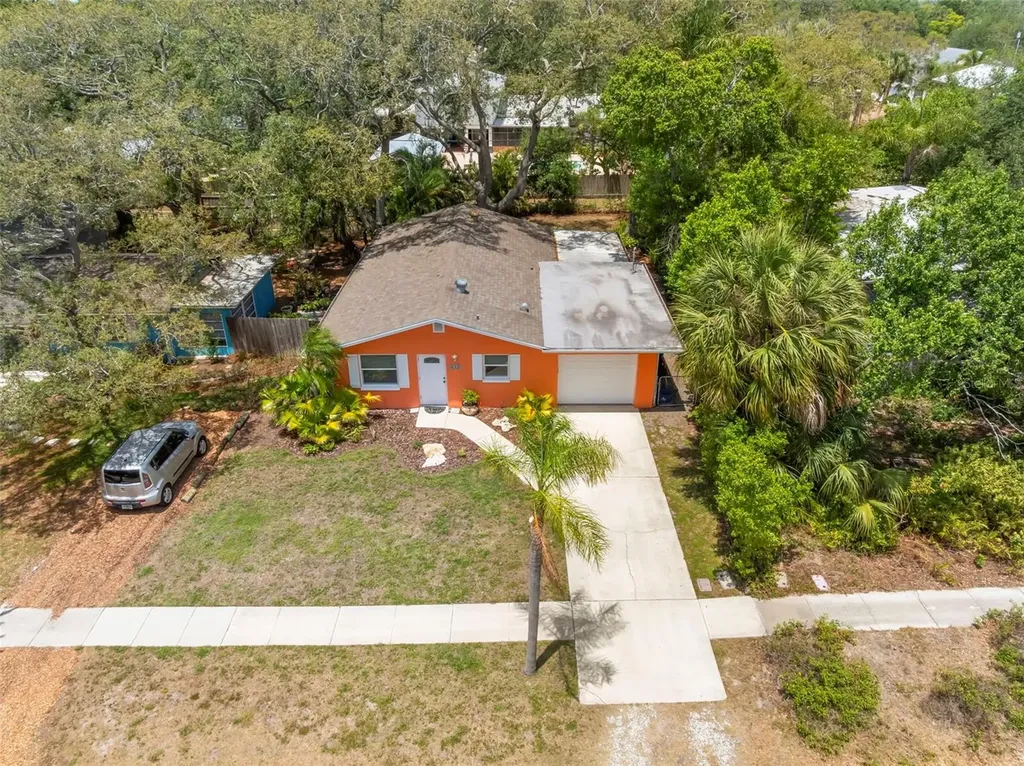422 Kentucky Avenue Crystal Beach FL 34681
