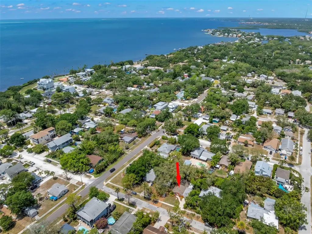 422 Kentucky Avenue Crystal Beach FL 34681