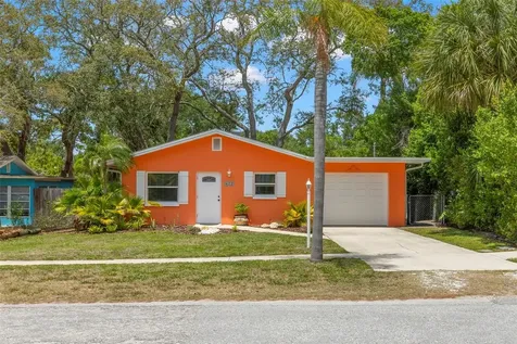 422 Kentucky Avenue Crystal Beach FL 34681