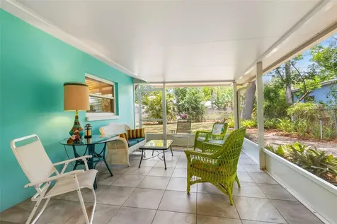 422 Kentucky Avenue Crystal Beach FL 34681