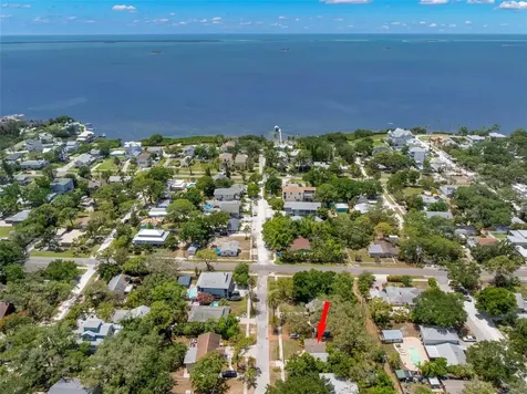 422 Kentucky Avenue Crystal Beach FL 34681