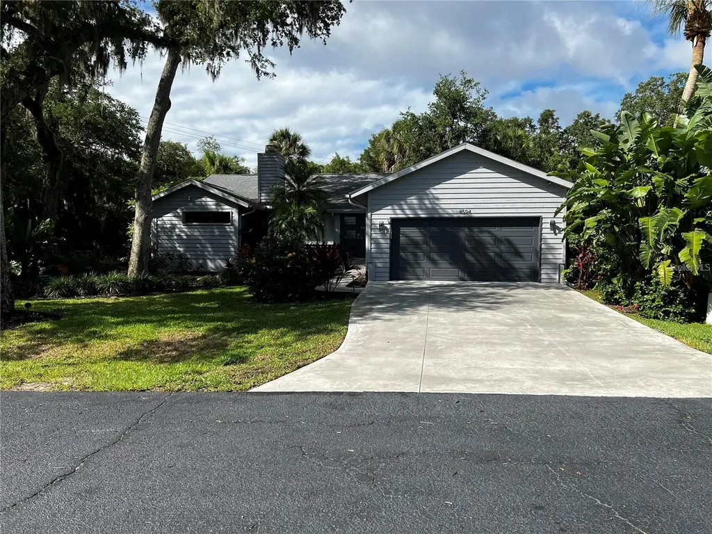 4594 Trails Drive Sarasota FL 34232