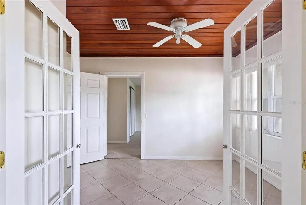 6014 Border Lane Sarasota FL 34231
