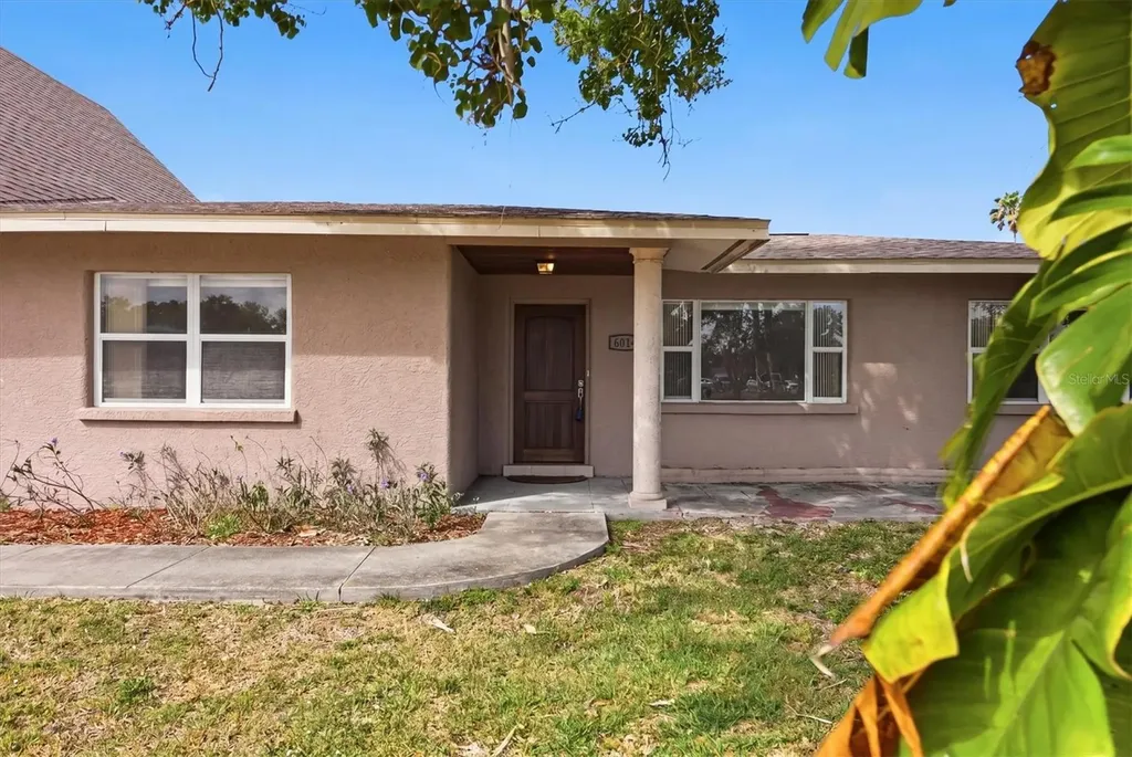 6014 Border Lane Sarasota FL 34231
