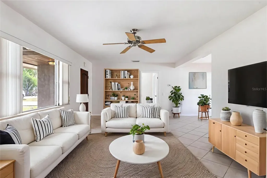 6014 Border Lane Sarasota FL 34231