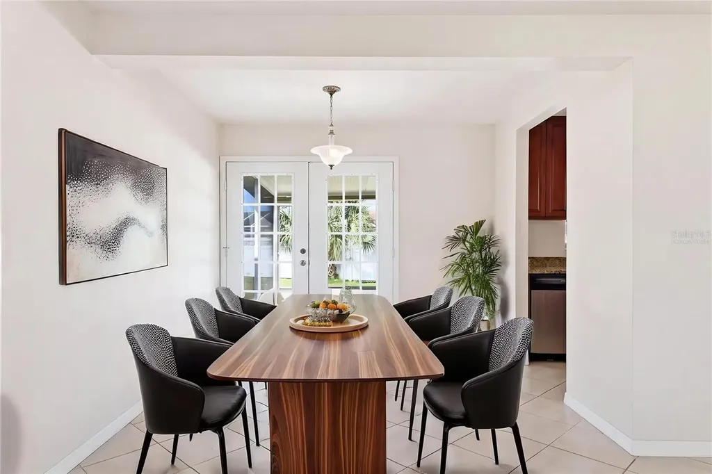 6014 Border Lane Sarasota FL 34231