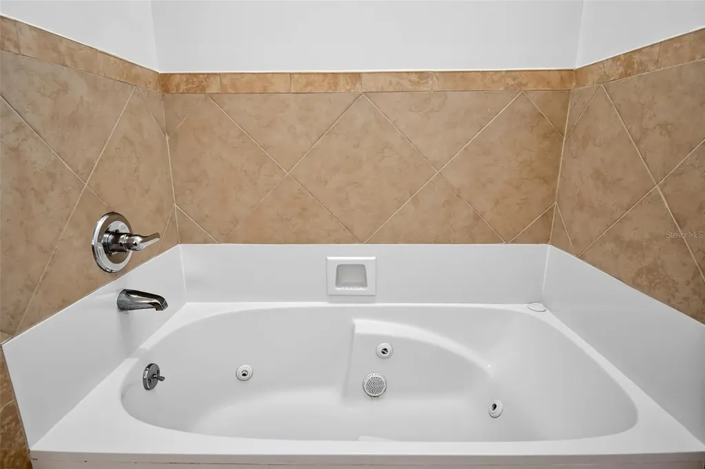 231 Wellington Drive Palm Coast FL 32164
