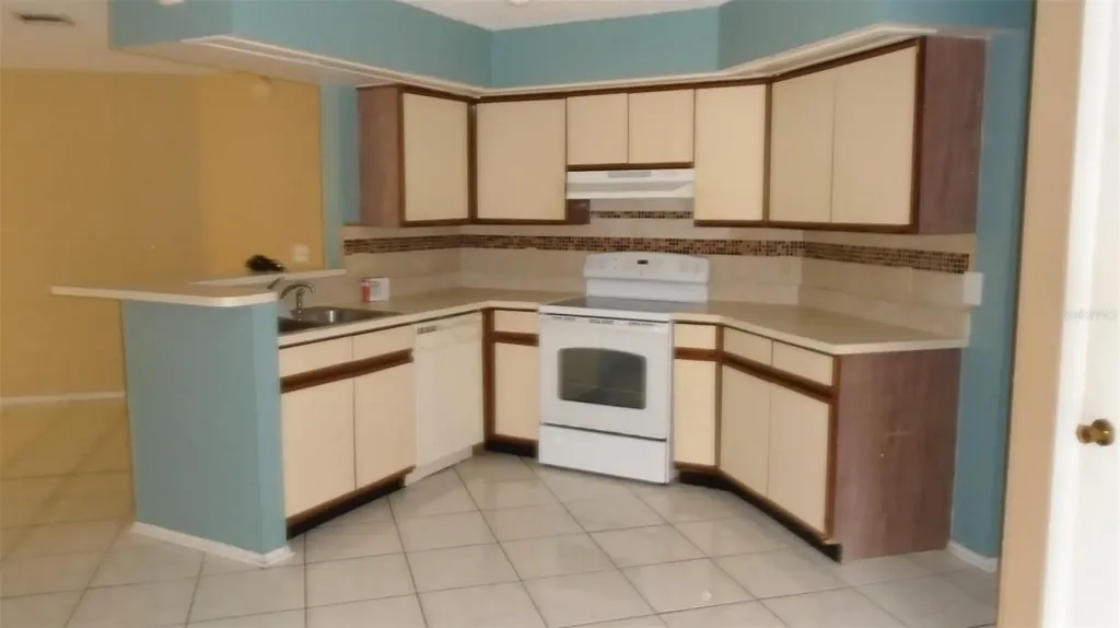 13107 Los Angeles Woods Lane Orlando FL 32824