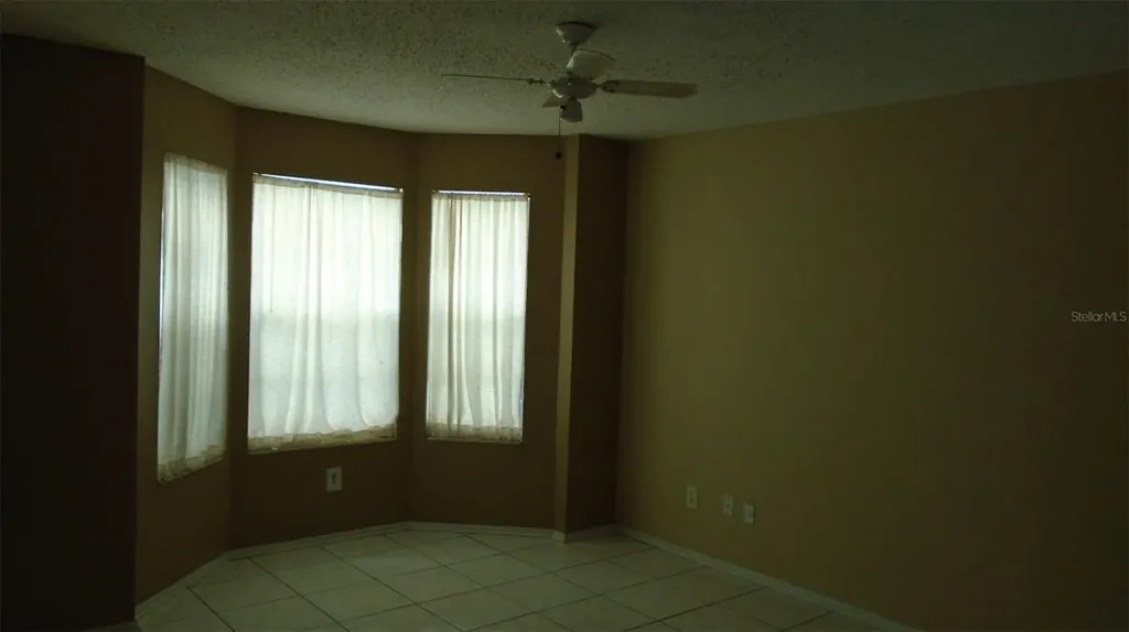 13107 Los Angeles Woods Lane Orlando FL 32824