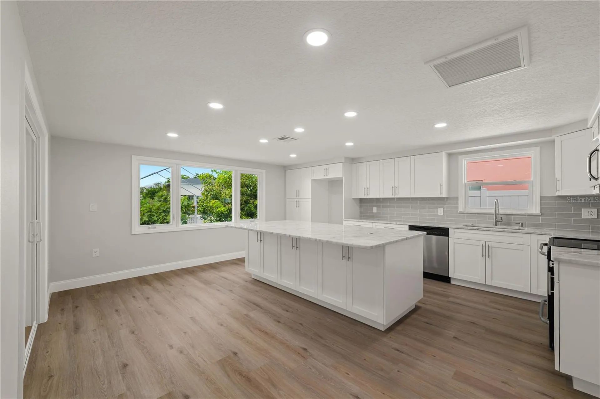 6617 Harbor Drive Hudson FL 34667