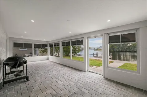 6617 Harbor Drive Hudson FL 34667