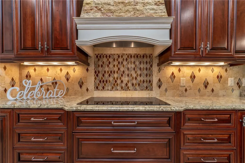 3829 Spruce Pine Drive Valrico FL 33596