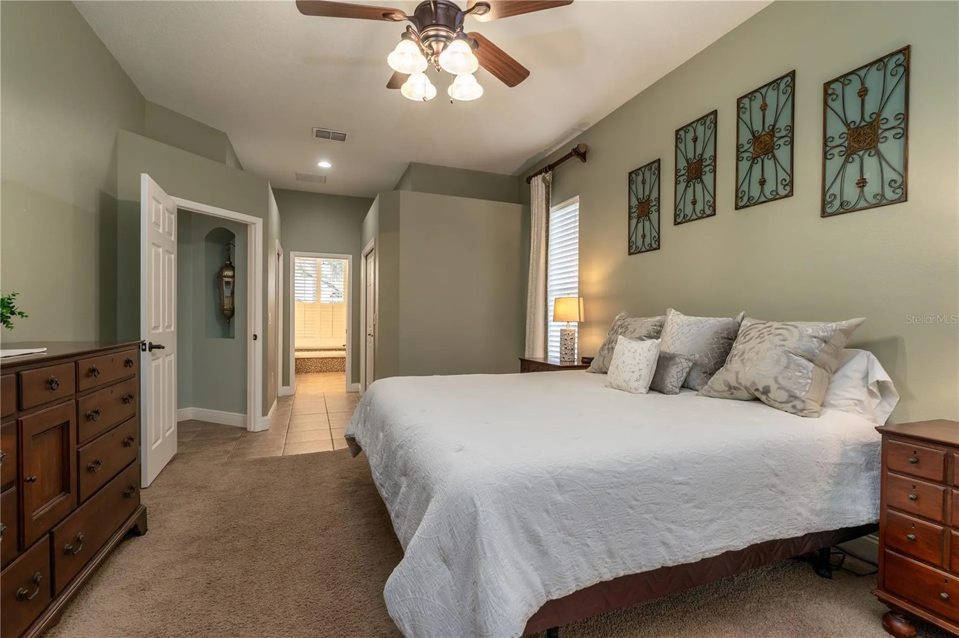 3829 Spruce Pine Drive Valrico FL 33596