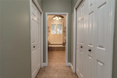 3829 Spruce Pine Drive Valrico FL 33596