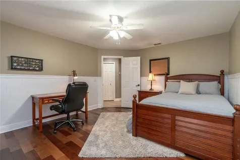3829 Spruce Pine Drive Valrico FL 33596
