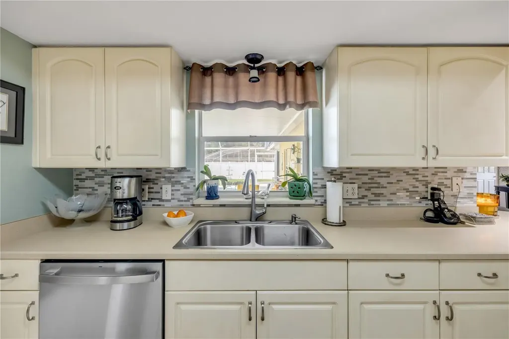 1529 Sabal Palm Drive Edgewater FL 32132