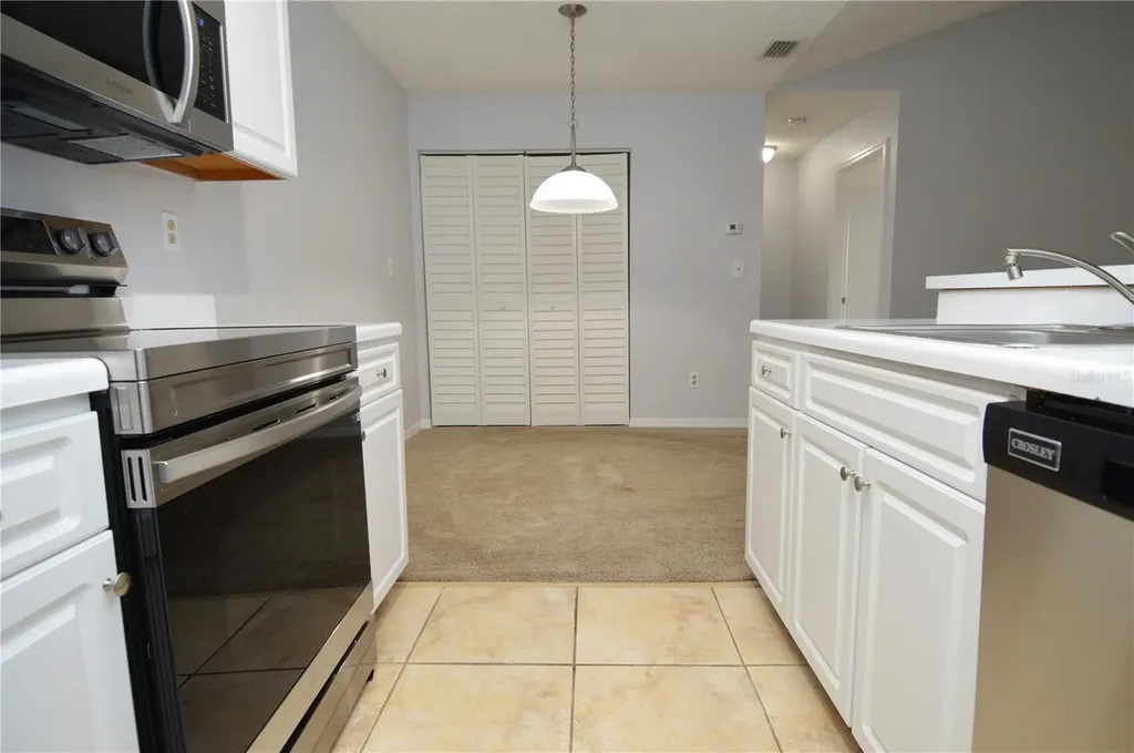 10265 Gandy Boulevard N St Petersburg FL 33702