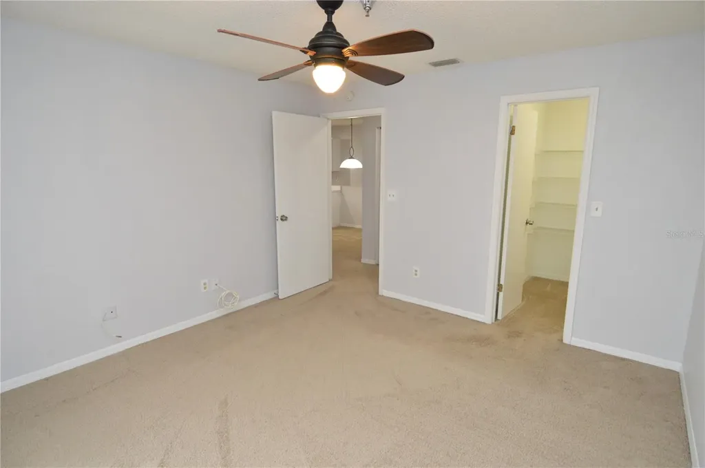 10265 Gandy Boulevard N St Petersburg FL 33702
