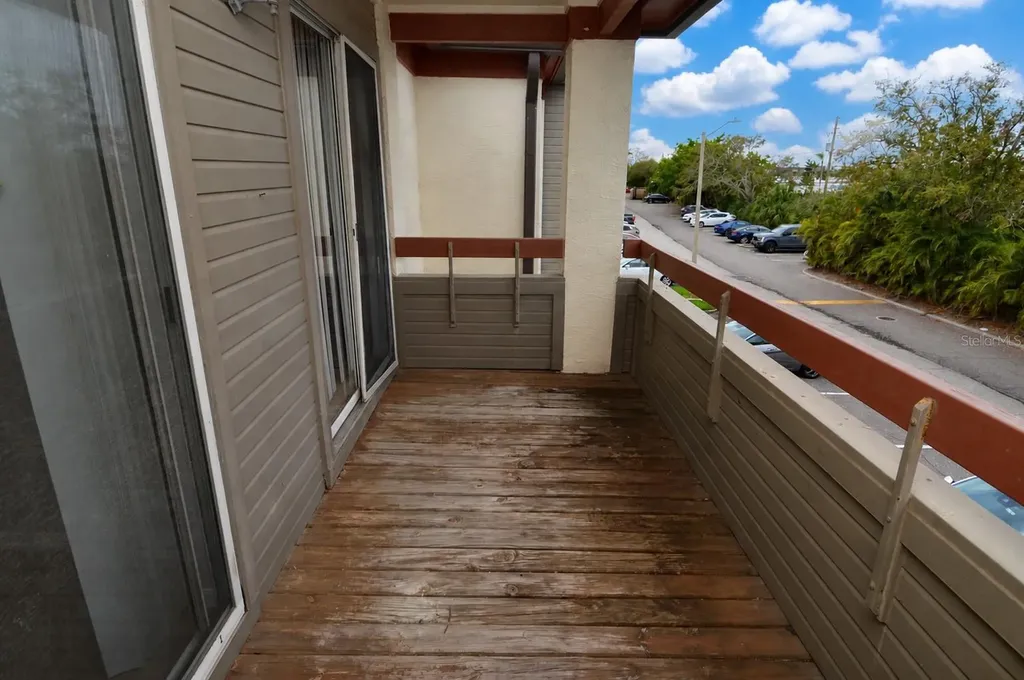 10265 Gandy Boulevard N St Petersburg FL 33702