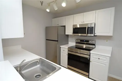 10265 Gandy Boulevard N St Petersburg FL 33702