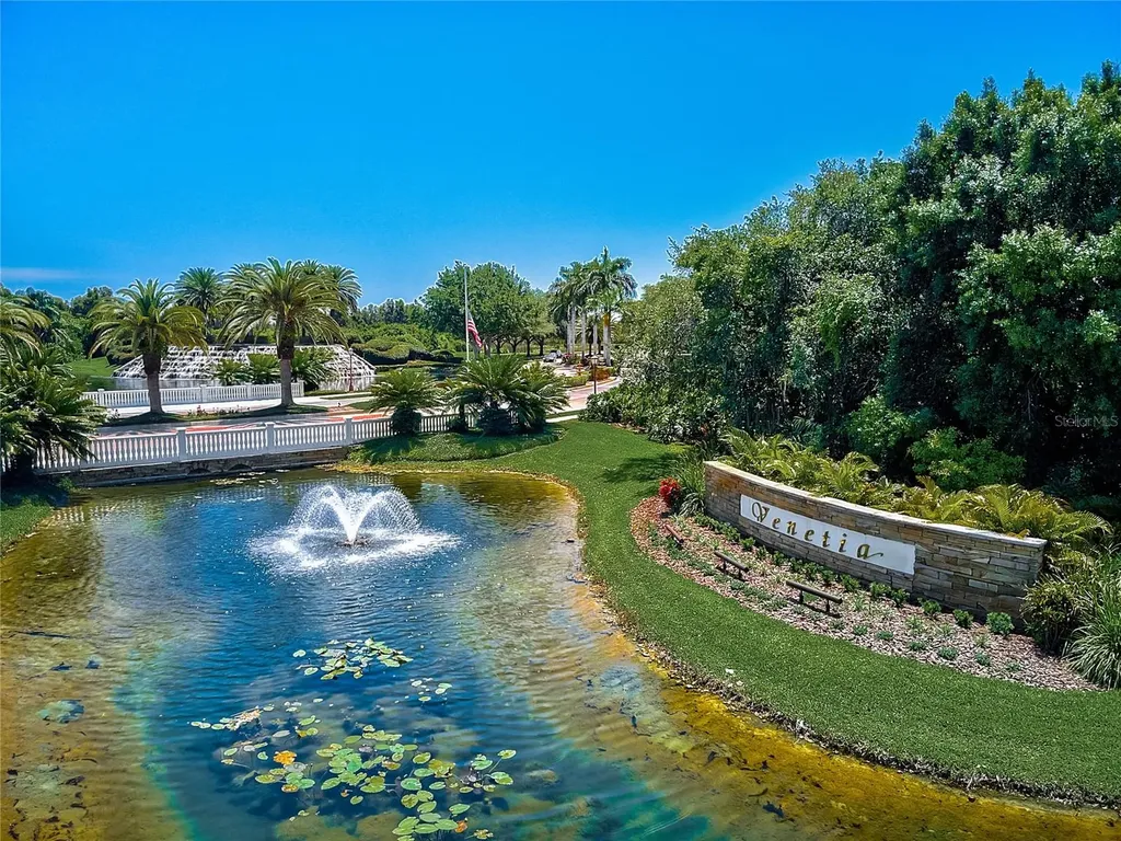 5027 Bella Terra Drive Venice FL 34293