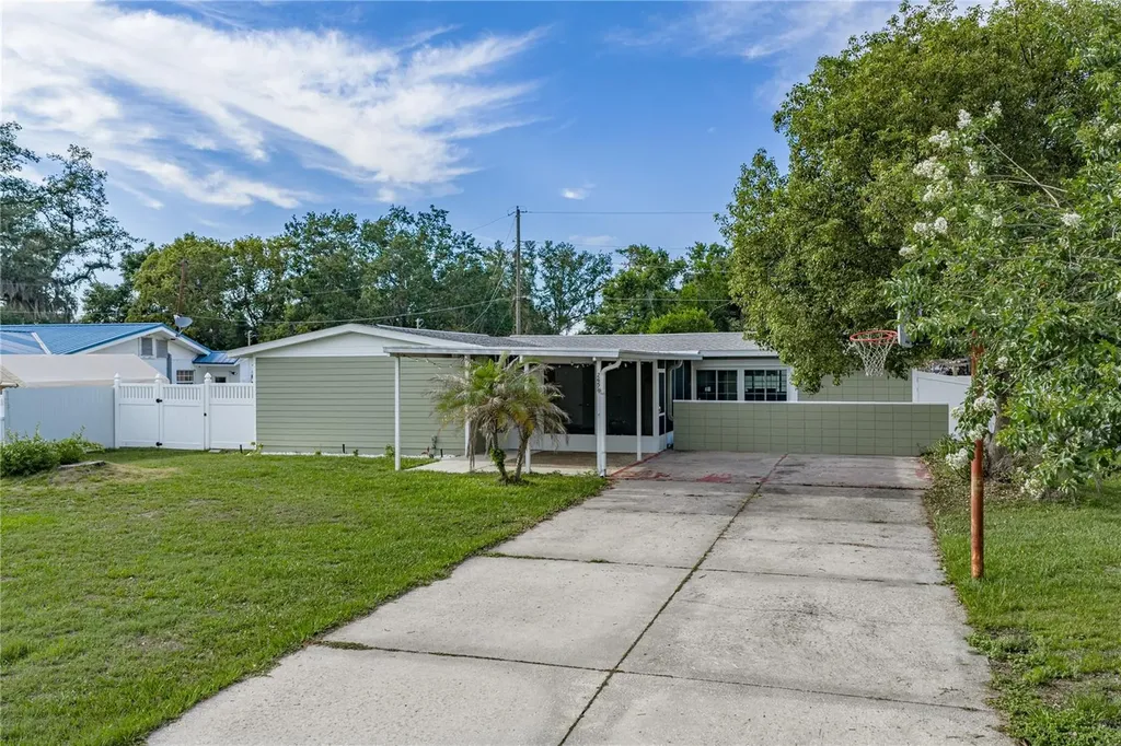 265 W Harbord Street Lake Alfred FL 33850