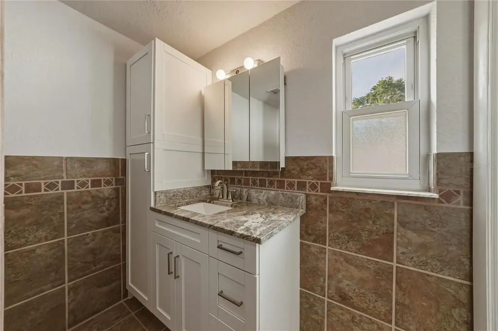 265 W Harbord Street Lake Alfred FL 33850