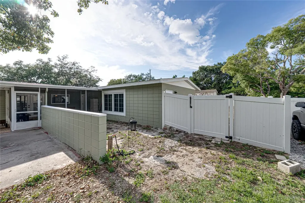 265 W Harbord Street Lake Alfred FL 33850
