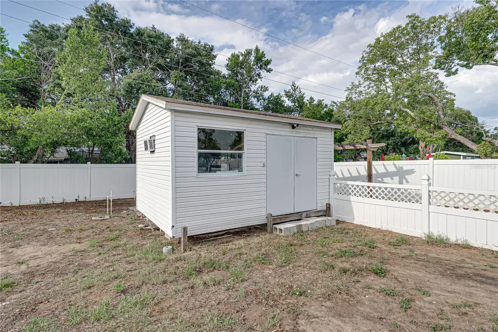 265 W Harbord Street Lake Alfred FL 33850