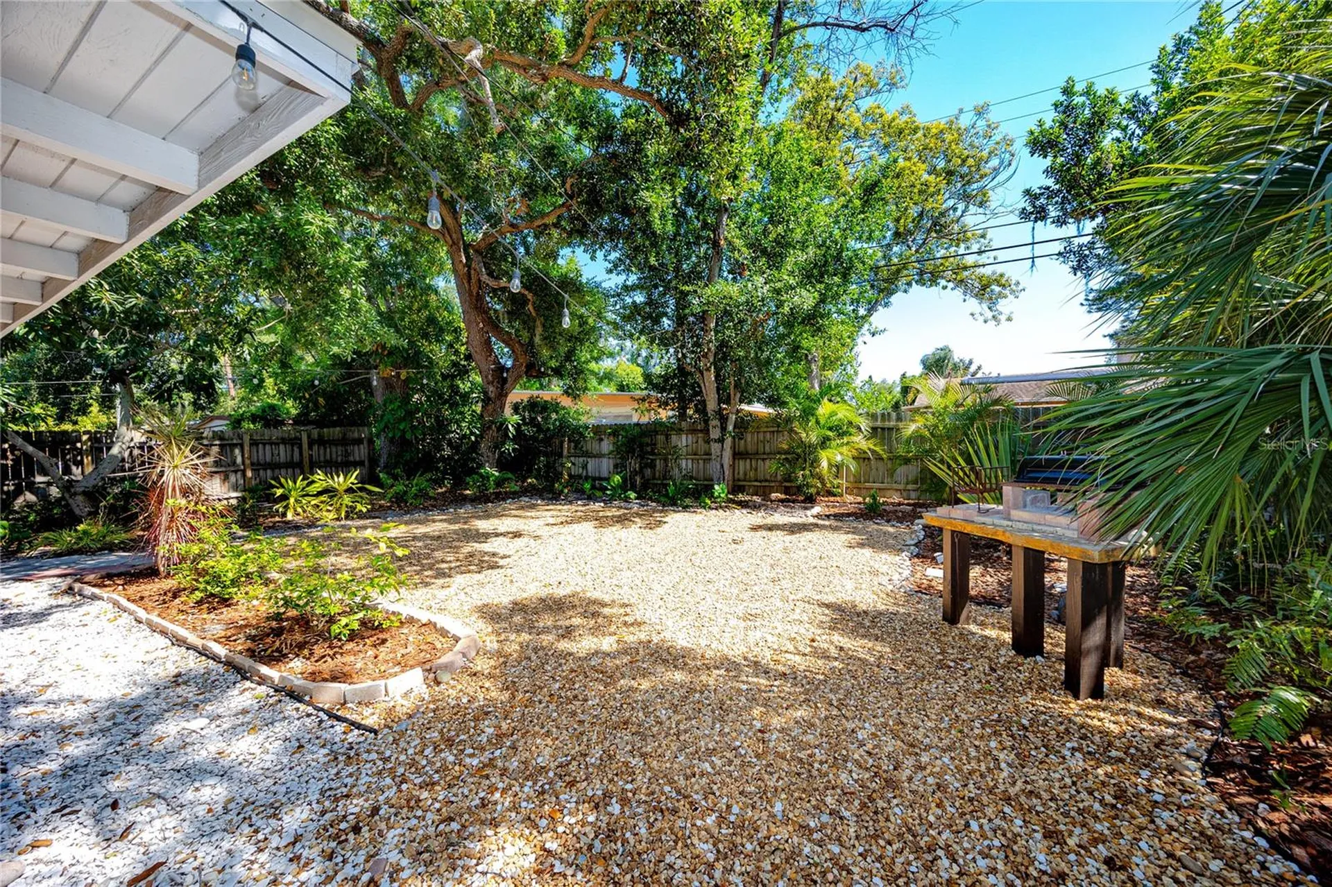 630 Jasmine Way S St Petersburg FL 33705