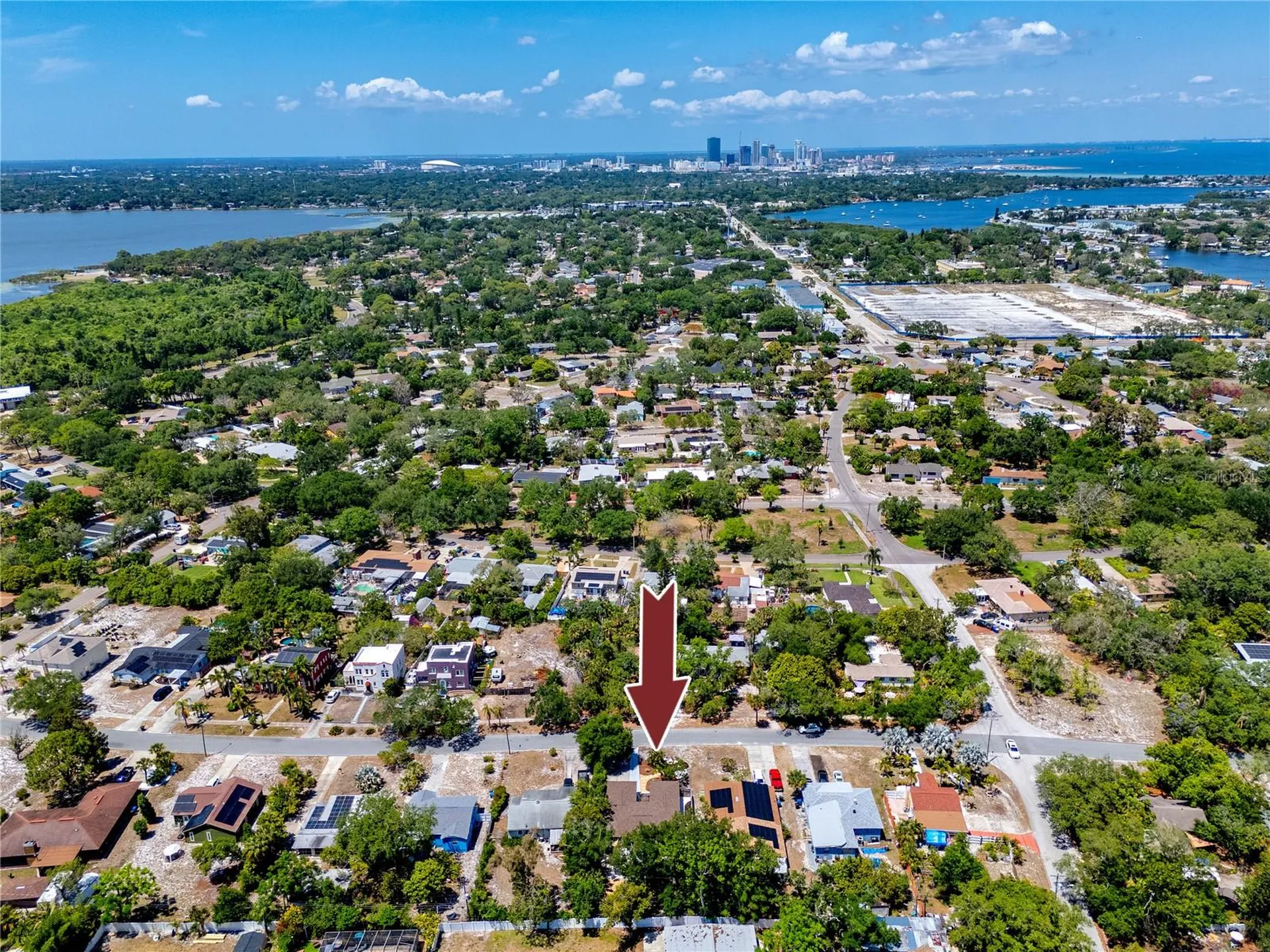 630 Jasmine Way S St Petersburg FL 33705