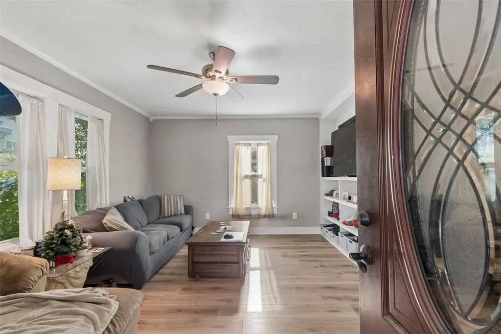 535 11th Avenue N St Petersburg FL 33701