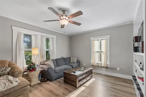 535 11th Avenue N St Petersburg FL 33701