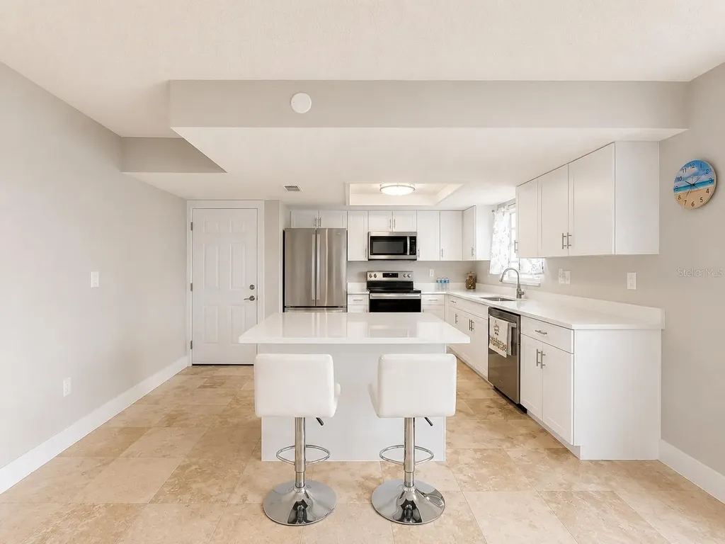 8818 Bay Pointe Drive Tampa FL 33615