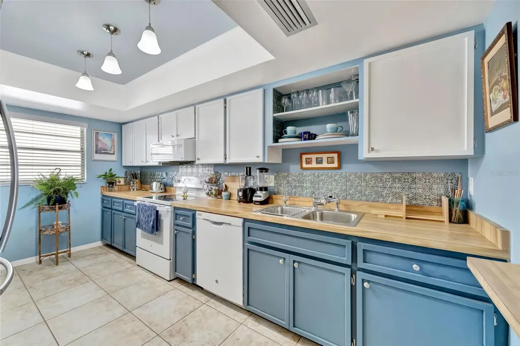 4835 Independence Drive Bradenton FL 34210