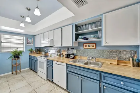 4835 Independence Drive Bradenton FL 34210
