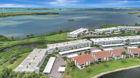 4835 Independence Drive Bradenton FL 34210