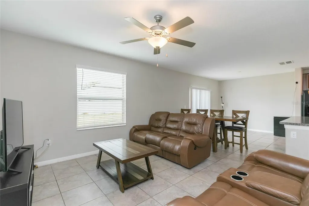 10257 Carloway Hills Drive Wimauma FL 33598