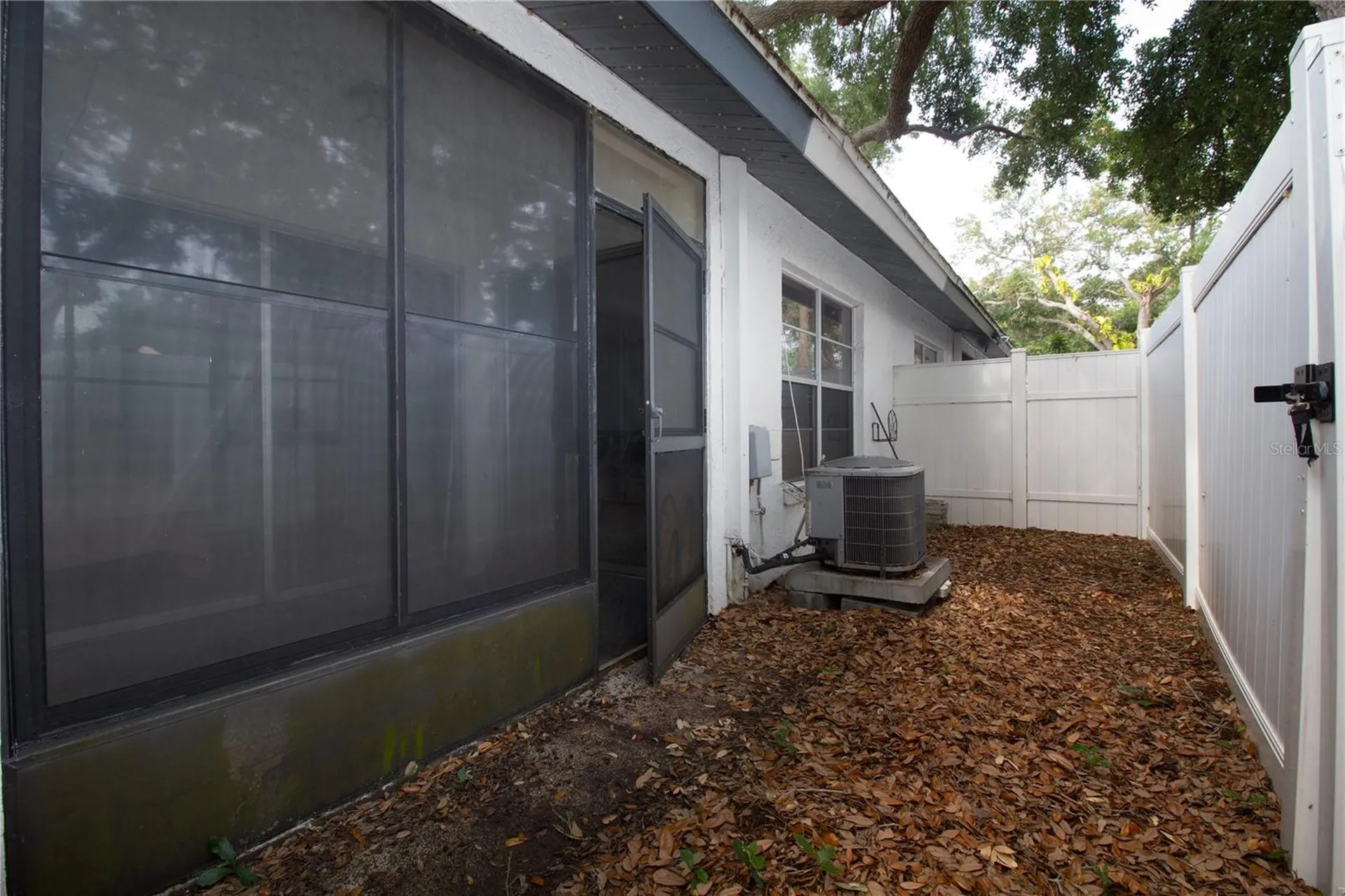7115 Parkside Villas Dr N St Petersburg FL 33709