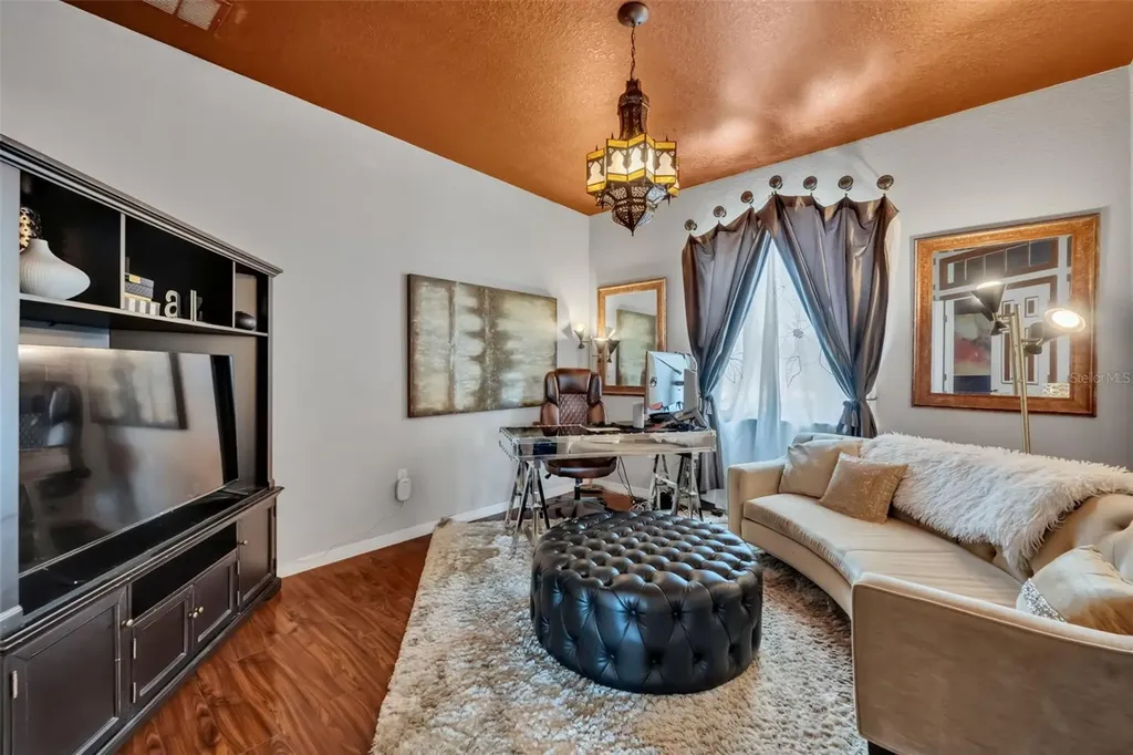 4946 NE 124th Road Oxford FL 34484