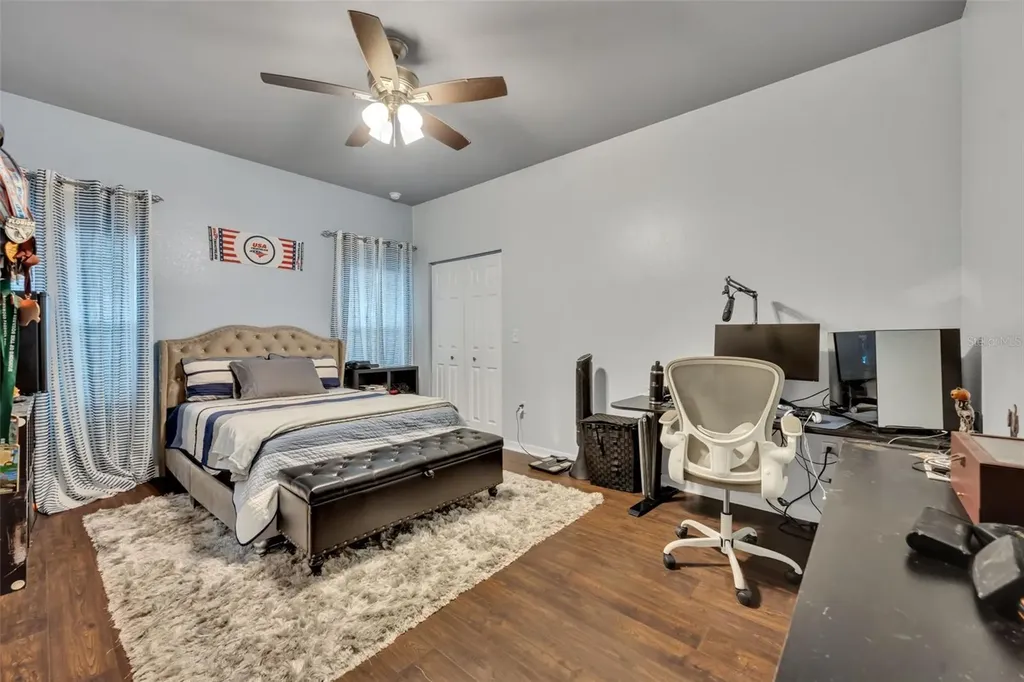 4946 NE 124th Road Oxford FL 34484