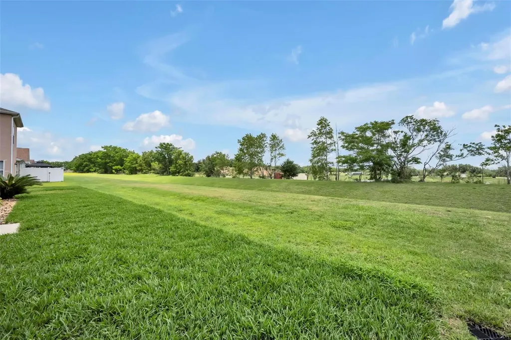 4946 NE 124th Road Oxford FL 34484