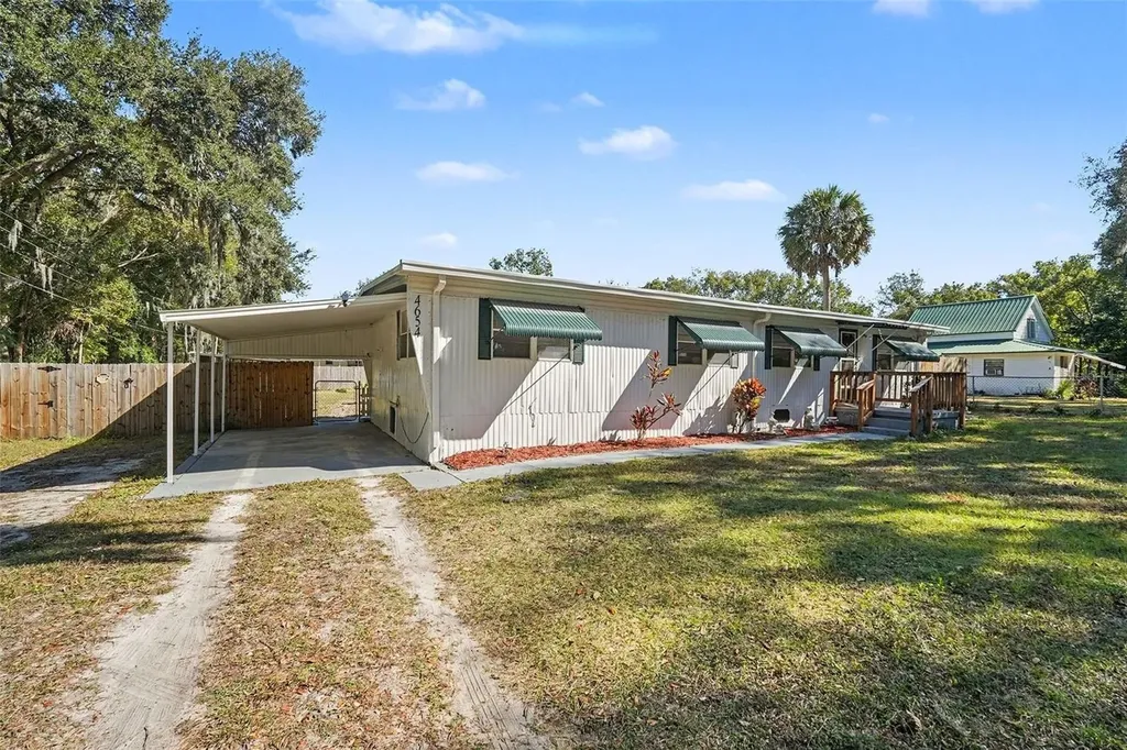 4654 Ryals Road Zephyrhills FL 33541