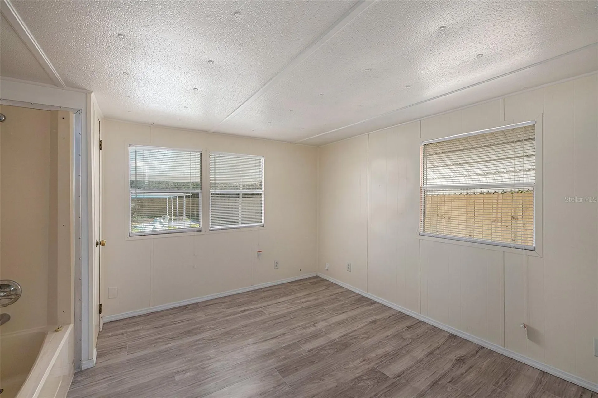 4654 Ryals Road Zephyrhills FL 33541